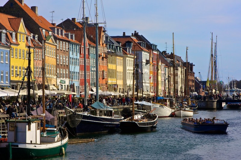 top things to do in copenhagen nyhavn