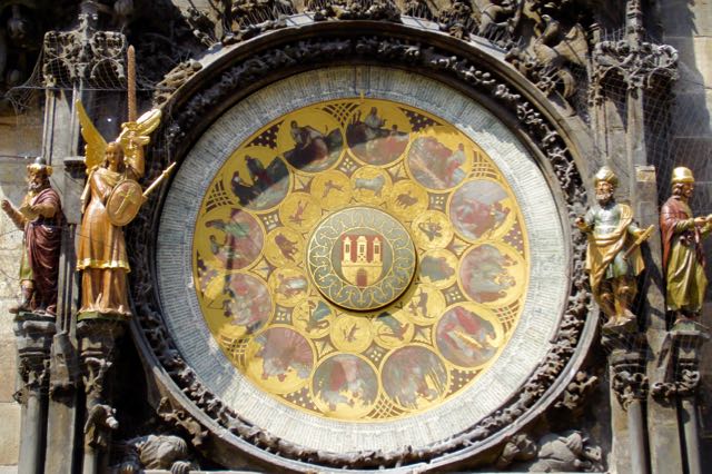 things to do in prague astronomical clock 2