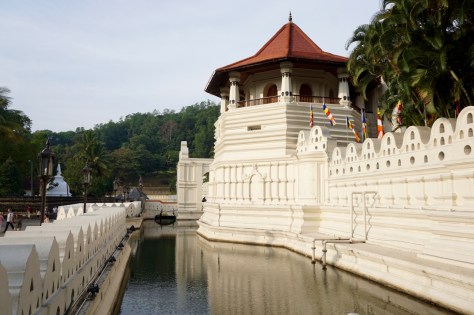 2 days in Kandy Central Province of Sri Lanka - Temple of the Sacred Tooth Relic - Sri Dalada Maligawa