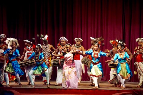 2 days in Kandy Central Province of Sri Lanka - Traditional Fire and Dance show