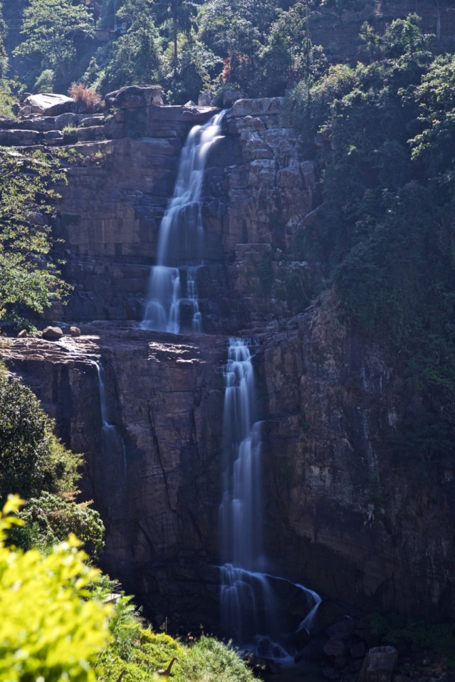 2 days in Nuwara Eliya Hill Country Sri Lanka - Rombada Falls